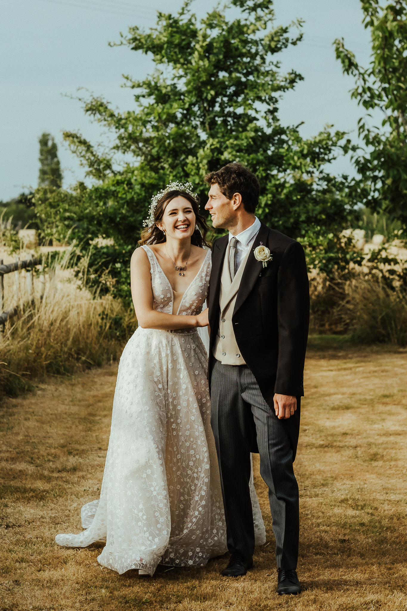 Stylish At-Home Wedding in the Kent Countryside